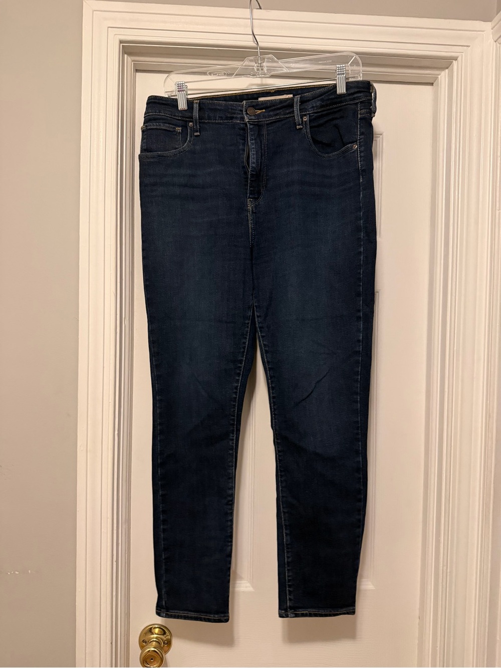 Levi's Straight Leg Jeans - Dark Blue